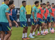 爱游戏中国官网-危地马拉足球队球员受邀参加友谊赛事