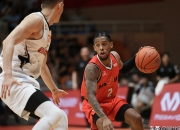 爱游戏网页版-湖北男篮坚守主场：迎战山西队争夺胜利