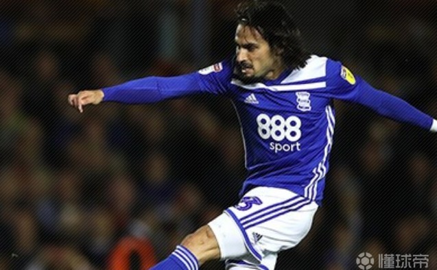 伯明翰城大胜阿斯顿维拉，掀起逆袭风暴的简单介绍