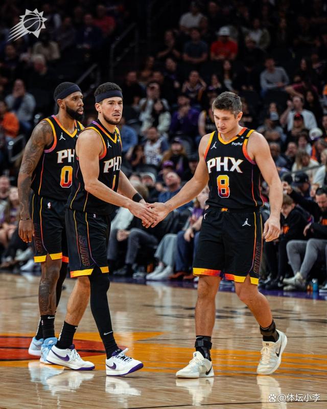 包含太阳主场取胜,布克全情投入掀翻对手凯尔特人的词条 包含太阳主场取胜,布克全情投入掀翻对手凯尔特人的词条