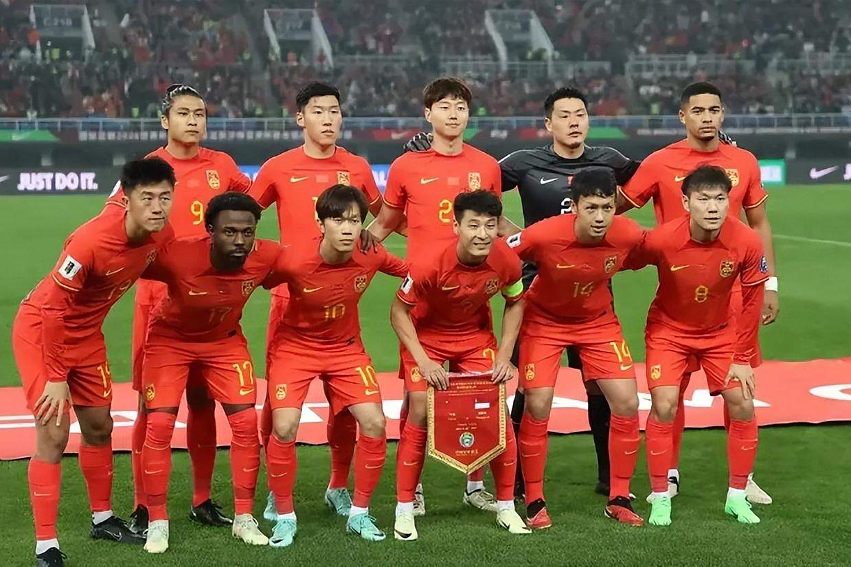 强势团队合作,助球队实现胜利连连 强势团队合作,助球队实现胜利连连