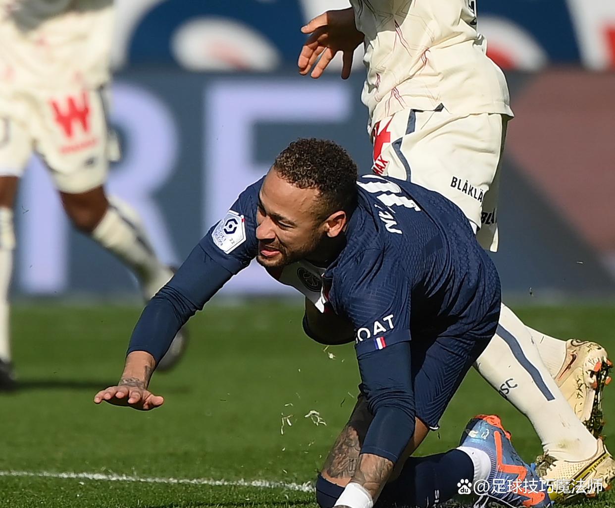 卫冕冠军巴黎圣日尔曼球员调整状态,备战全力以赴的简单介绍 卫冕冠军巴黎圣日尔曼球员调整状态,备战全力以赴的简单介绍