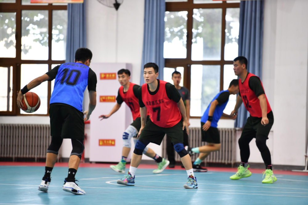 国家队战无不胜，晋级决赛谁与争锋