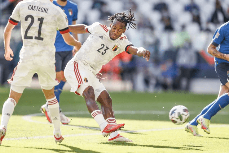 西班牙队遭遇比利时逆转,主场两连败排名下滑! 西班牙队遭遇比利时逆转,主场两连败排名下滑!