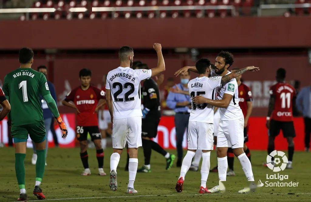 格拉纳达客场取胜,继续保持不败记录 格拉纳达客场取胜,继续保持不败记录