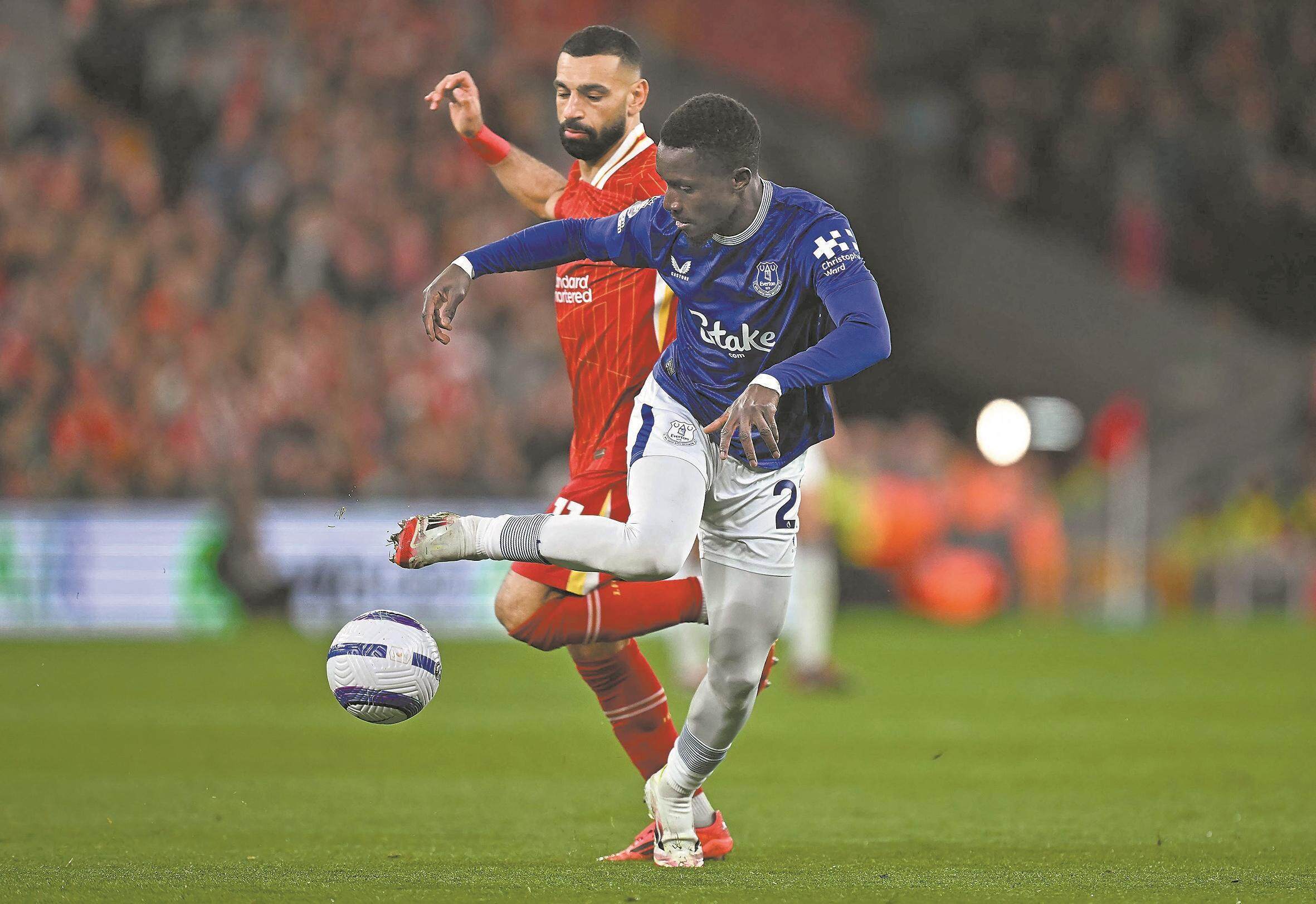 利物浦新援表现神勇,英超领头羊守住榜首位置的简单介绍 利物浦新援表现神勇,英超领头羊守住榜首位置的简单介绍