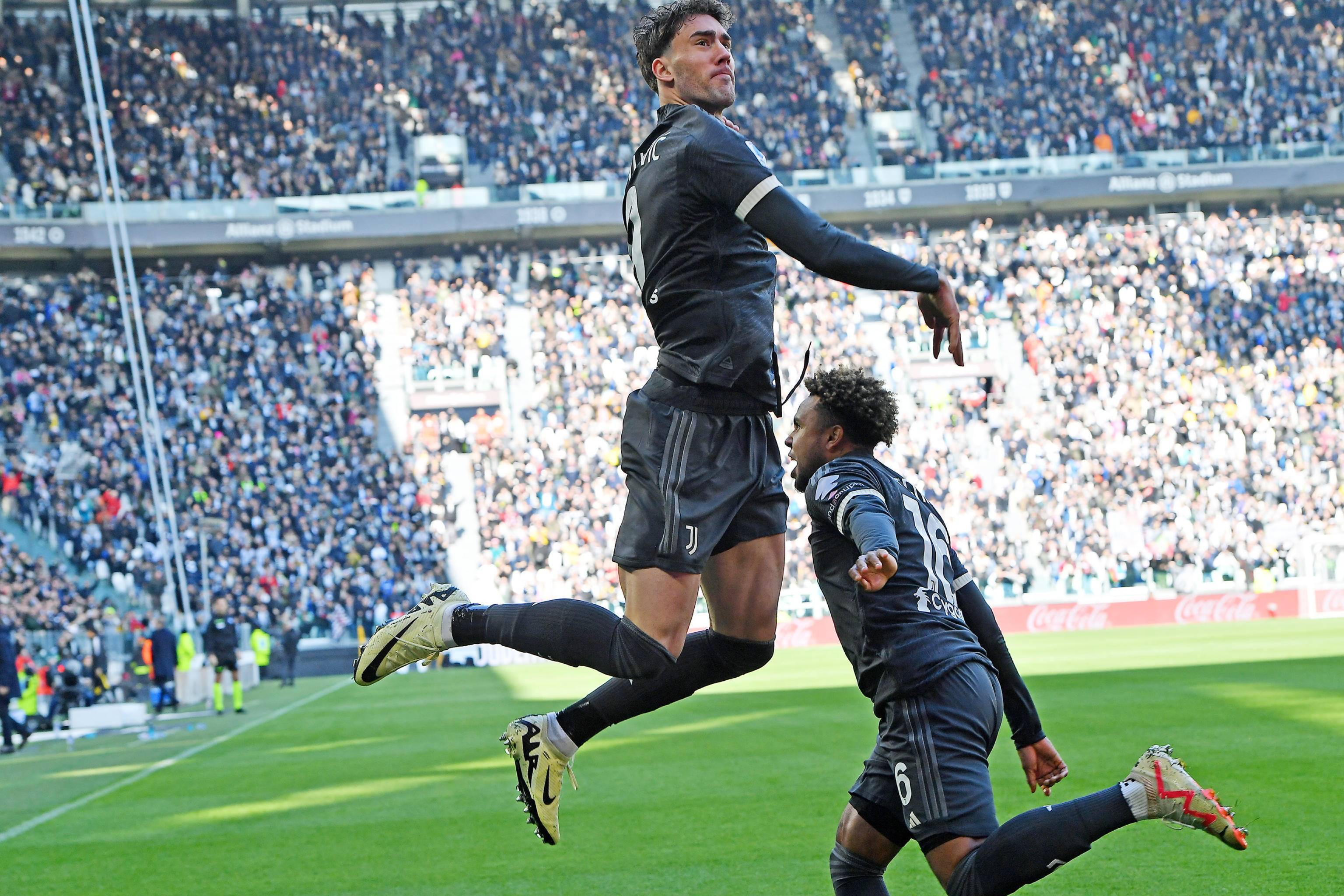 尤文图斯战胜对手,意甲争夺更加激烈 尤文图斯战胜对手,意甲争夺更加激烈