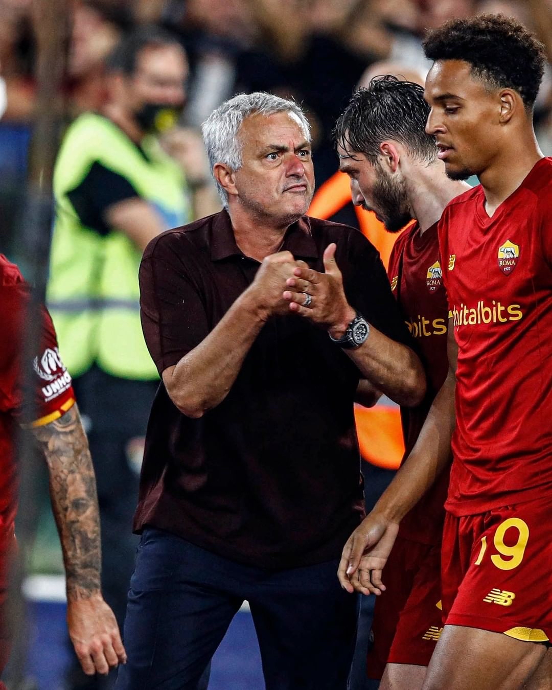 卡昂取得关键胜利，球队士气高昂的简单介绍