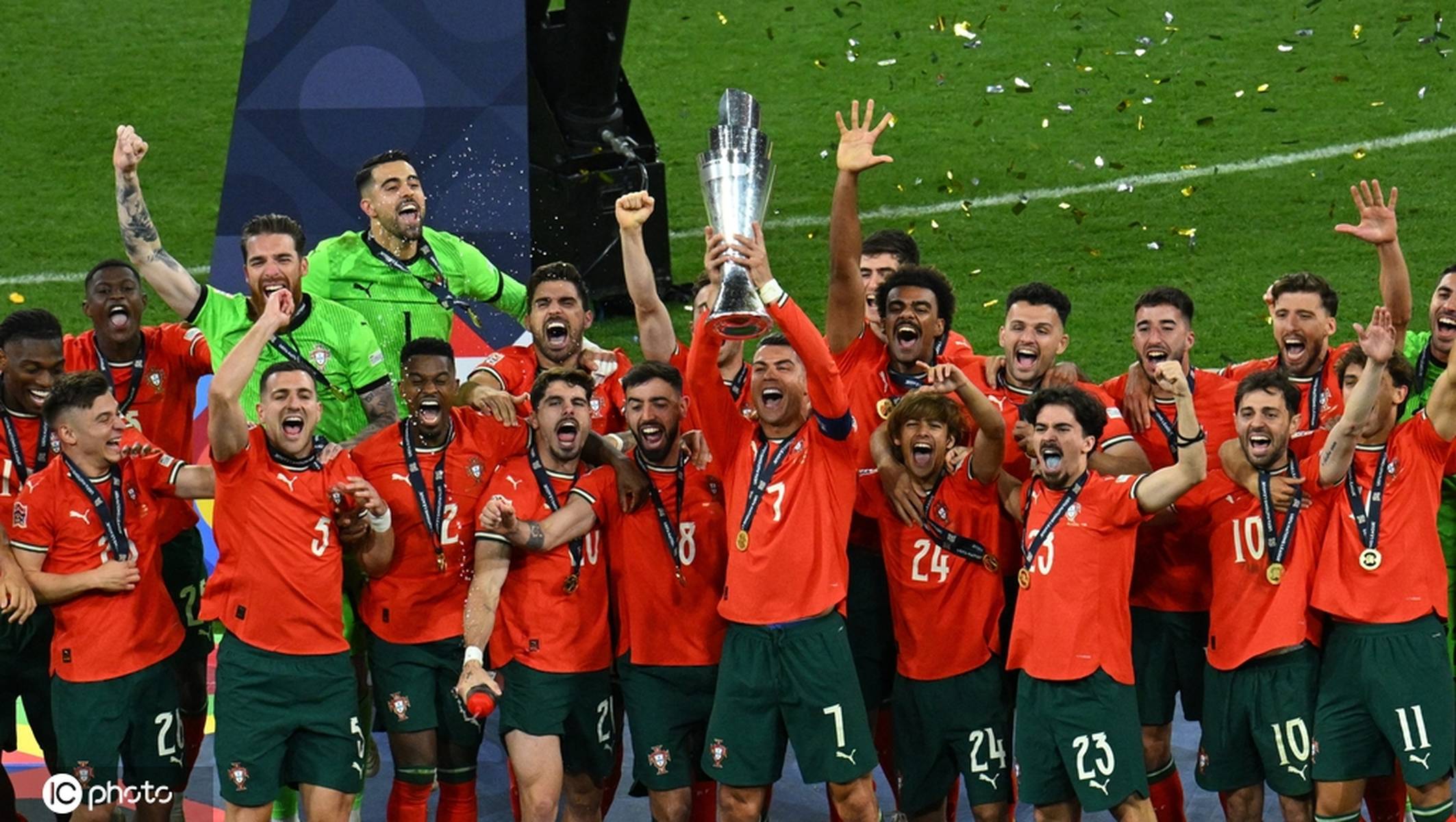 葡萄牙灭掉对手,成功晋级欧预赛半决赛的简单介绍 葡萄牙灭掉对手,成功晋级欧预赛半决赛的简单介绍