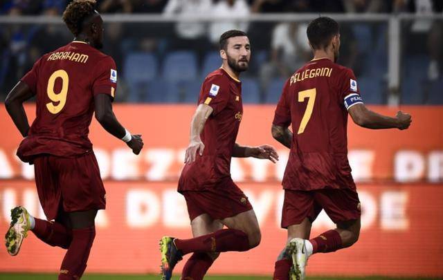 反击突破,锋线狂轰炸得分连连的简单介绍 反击突破,锋线狂轰炸得分连连的简单介绍