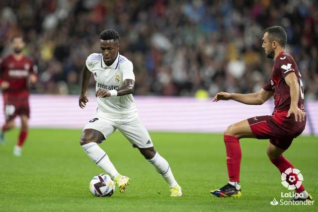 包含塞维利亚继续领跑,惊险告捷的词条 包含塞维利亚继续领跑,惊险告捷的词条