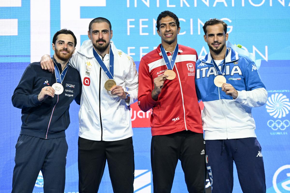 格鲁吉亚代表队在击剑赛场上崭露头角 格鲁吉亚代表队在击剑赛场上崭露头角