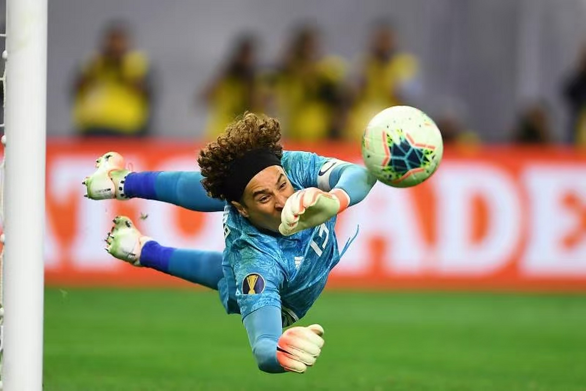 皇家马德里绝杀胜,吉列尔莫・加雷罗成英雄的简单介绍 皇家马德里绝杀胜,吉列尔莫・加雷罗成英雄的简单介绍