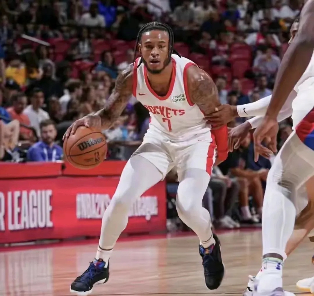 独行侠憾负火箭遭遇败绩 独行侠憾负火箭遭遇败绩