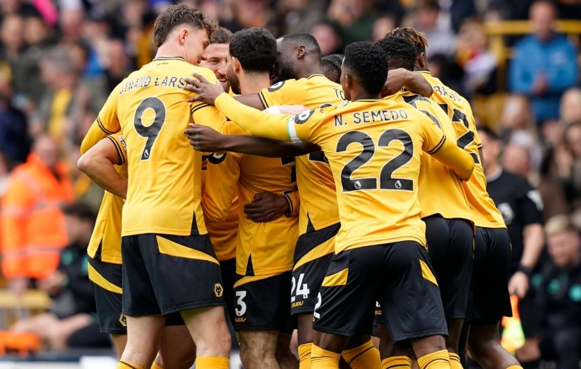 狼队客场惨败,遭遇输球惨败一战 狼队客场惨败,遭遇输球惨败一战